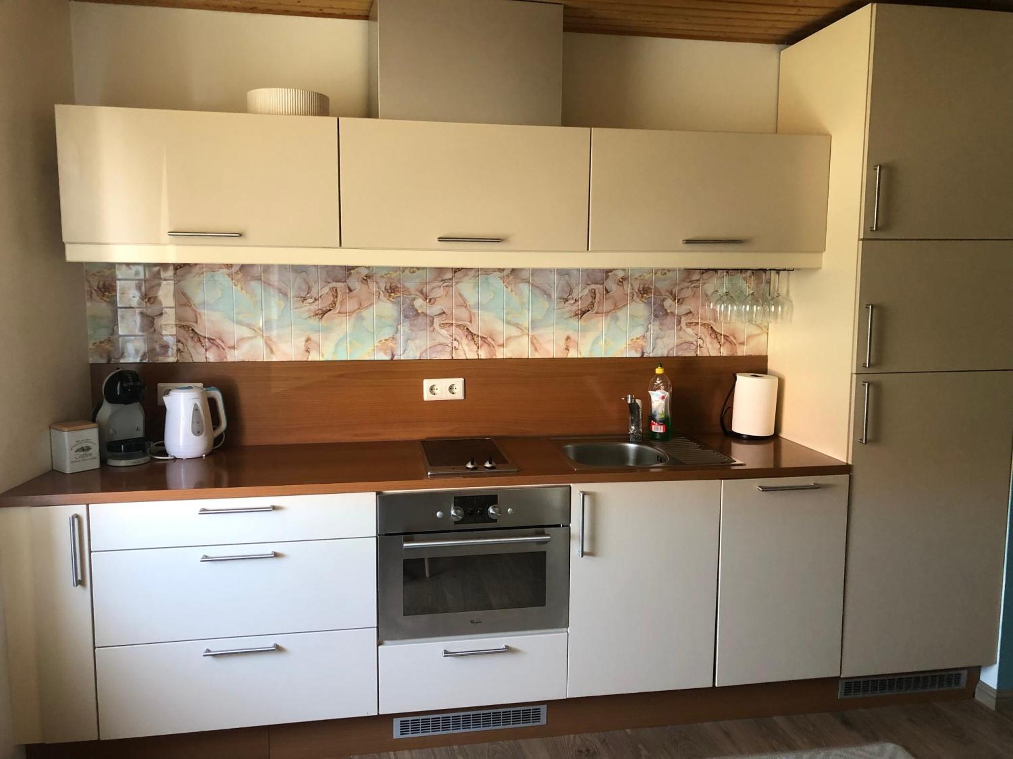 Kalevite Kodu 2-Toaline Apartment! Kuressaare Buitenkant foto